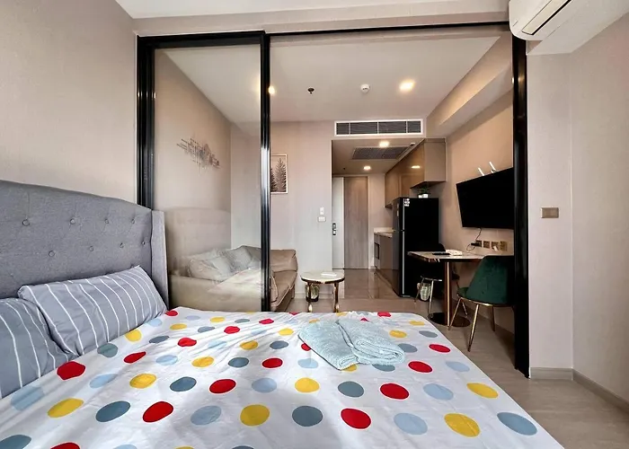 아파트 52nd Fl With Desk Pool And Gym Mrt 200m Away *